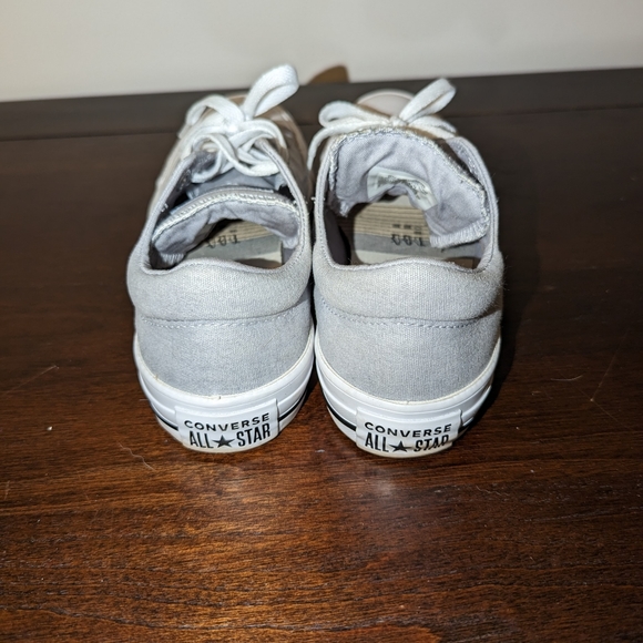 Converse - Picture 2 of 4